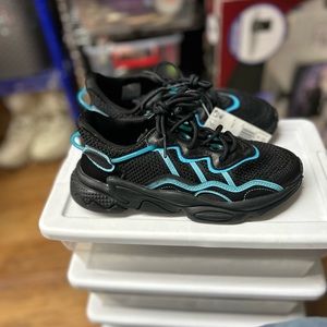 Adidas sneakers ozweego